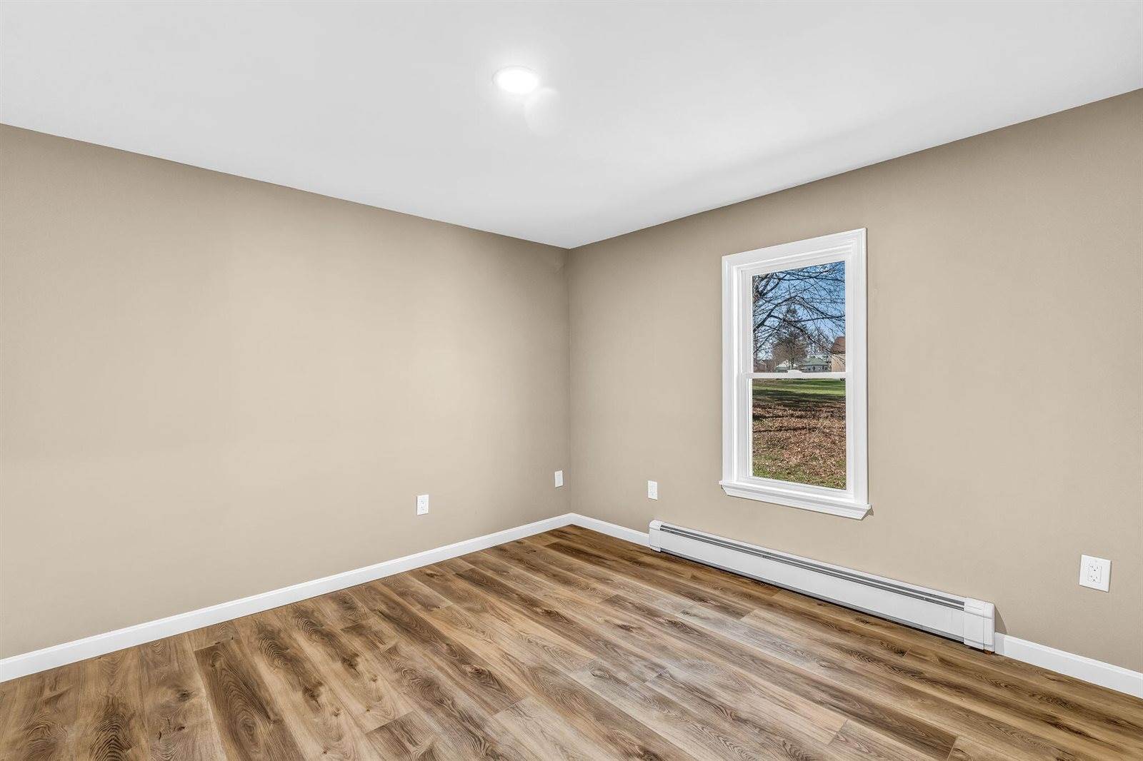 180 Lawrence Street, Dover-Foxcroft, ME 04426