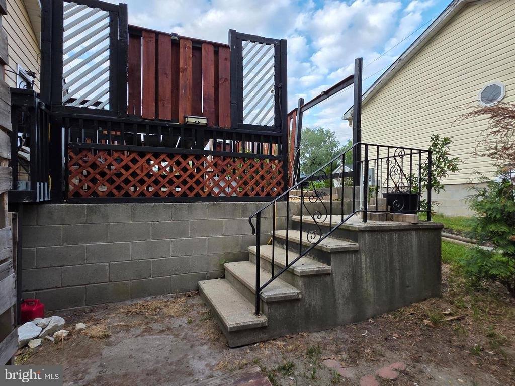 611 West 8TH Street, Laurel, DE 19956