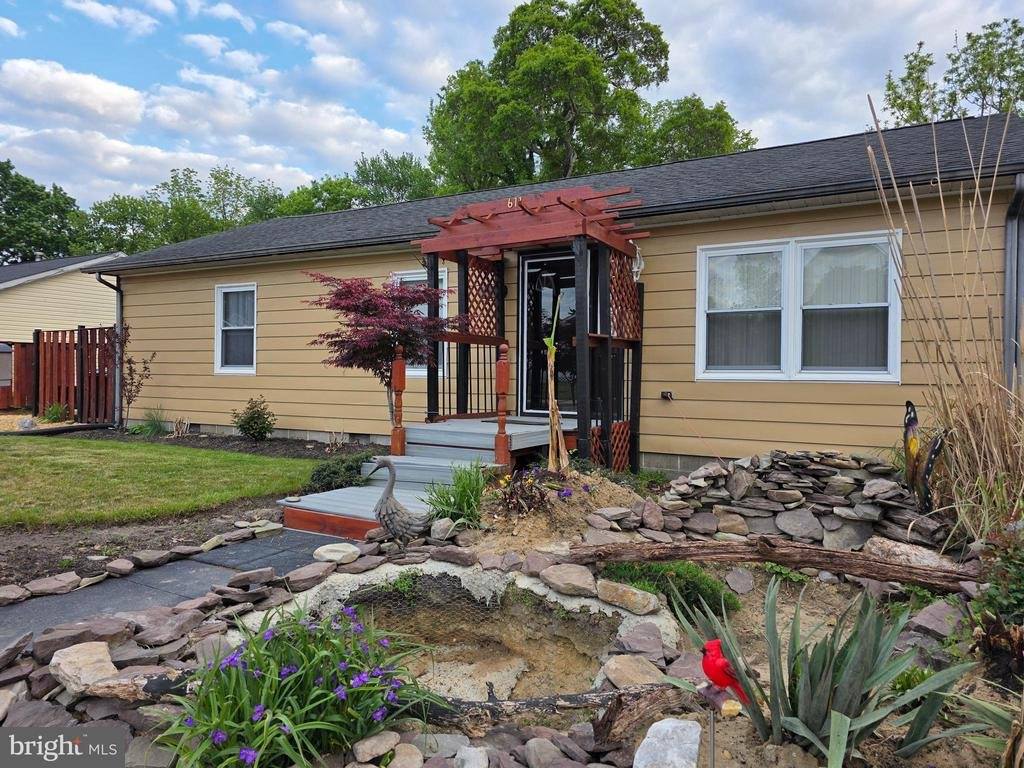 611 West 8TH Street, Laurel, DE 19956