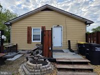 611 West 8TH Street, Laurel, DE 19956