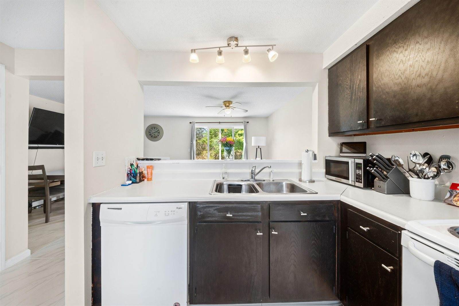 25 Lawrence Street, Westbrook, ME 04092