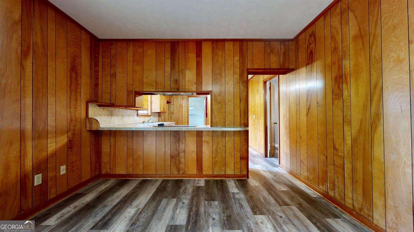 402 Pineview Drive, Waycross, GA 31501