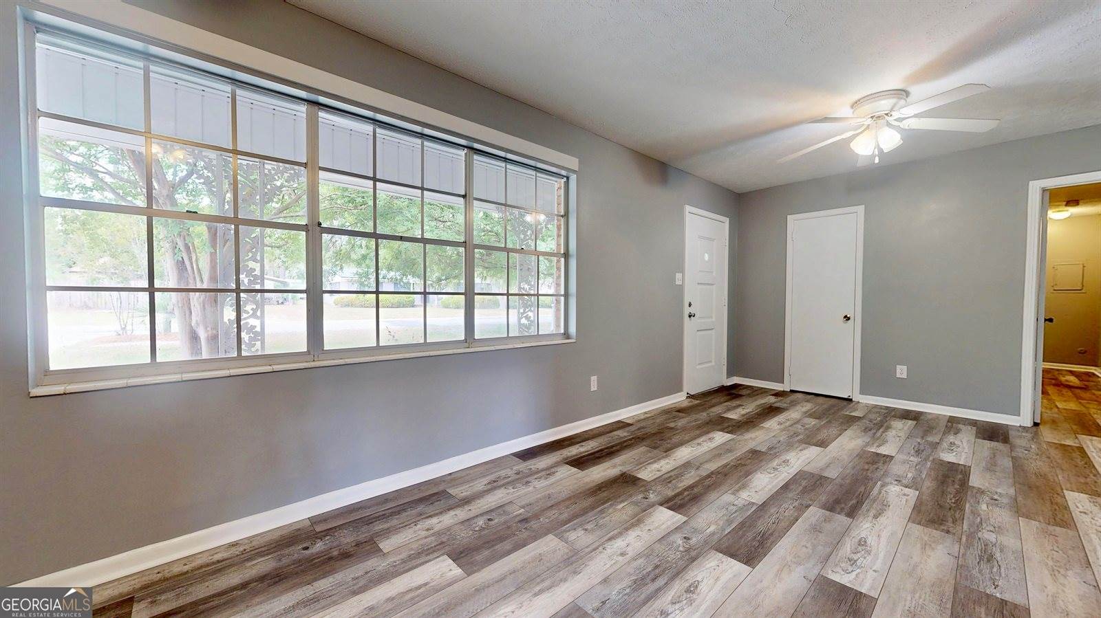 402 Pineview Drive, Waycross, GA 31501