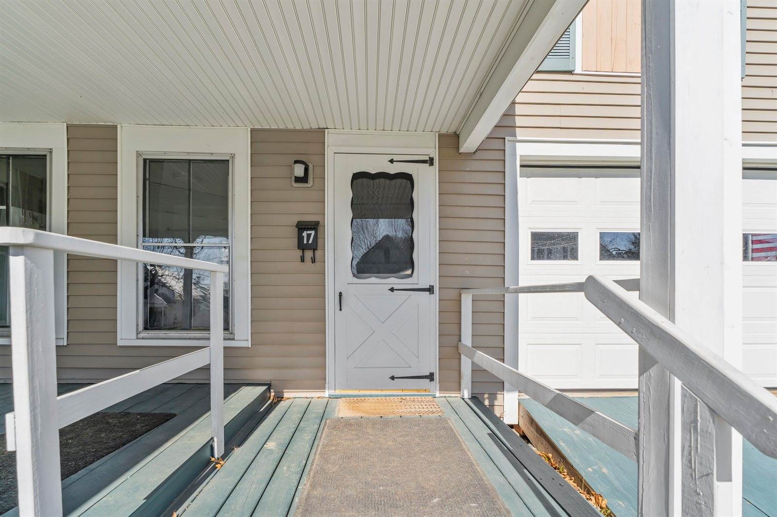 17 Grange Street, Dover-Foxcroft, ME 04426