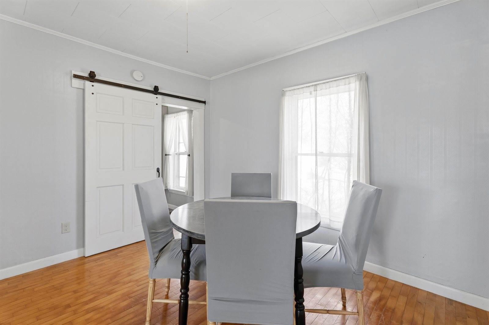 17 Grange Street, Dover-Foxcroft, ME 04426