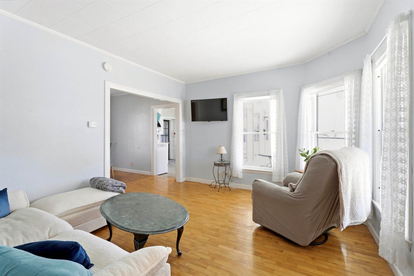 17 Grange Street, Dover-Foxcroft, ME 04426