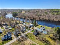 17 Grange Street, Dover-Foxcroft, ME 04426