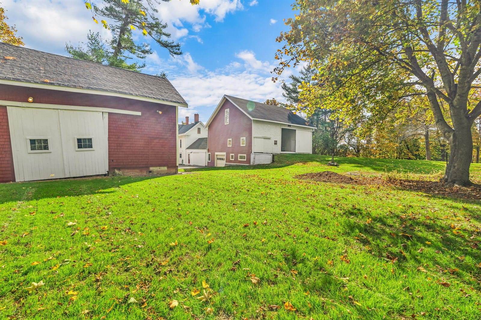 180 Main Road North, Hampden, ME 04444
