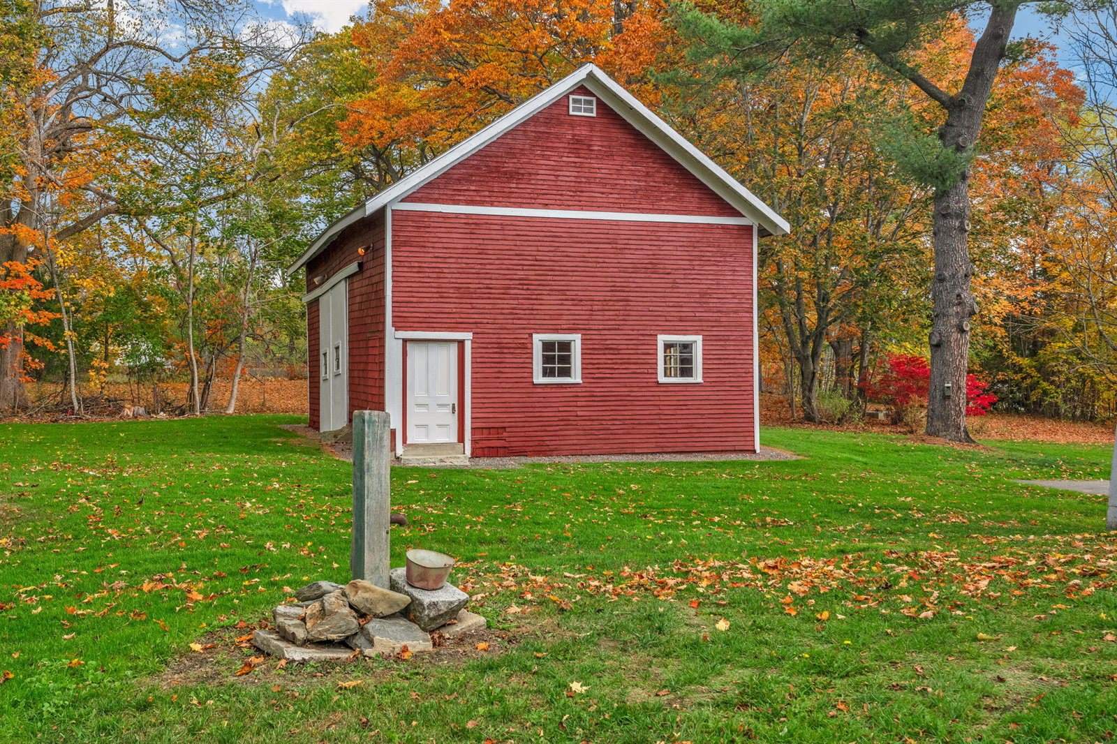 180 Main Road North, Hampden, ME 04444