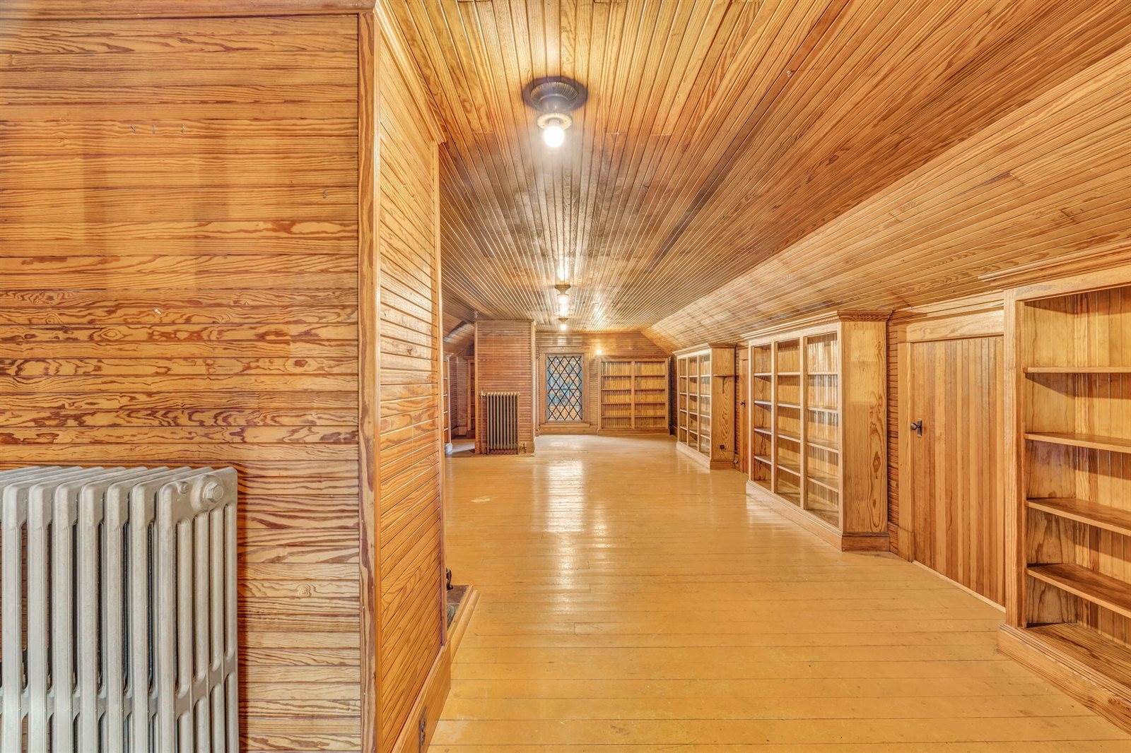 180 Main Road North, Hampden, ME 04444