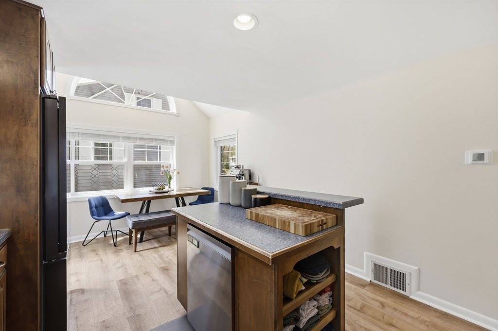 182 Ely Ave, West Springfield, MA 01089