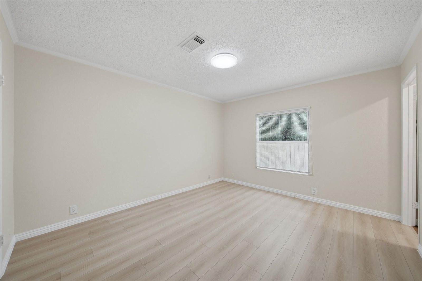 11730 Greenglen Drive, Houston, TX 77044