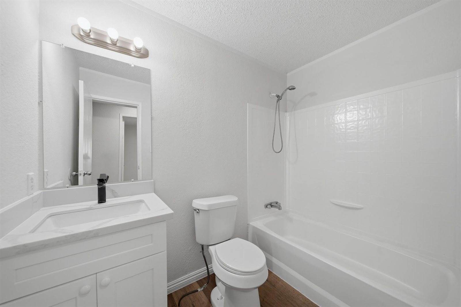 11730 Greenglen Drive, Houston, TX 77044