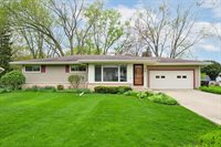 416 Woodland DRIVE, Whitewater, WI 53190