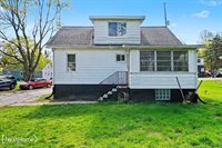 1098 Gilbert Street, Flint, MI 48532