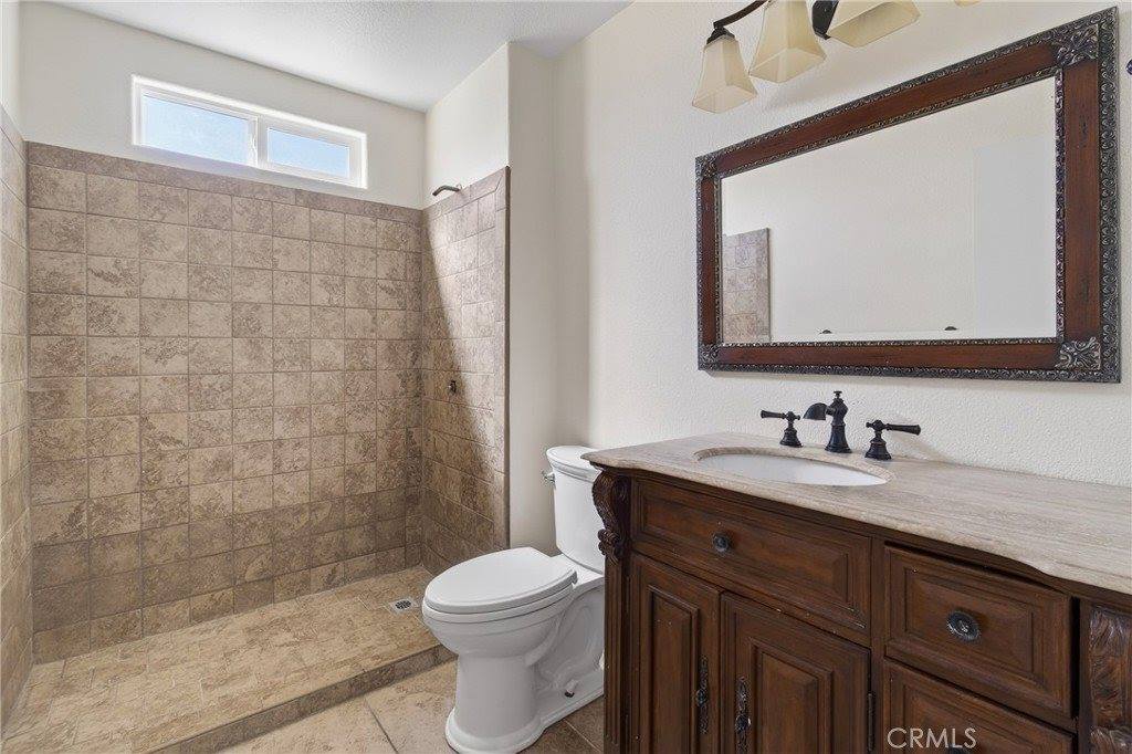 East Barnhart, Turlock, CA 95382