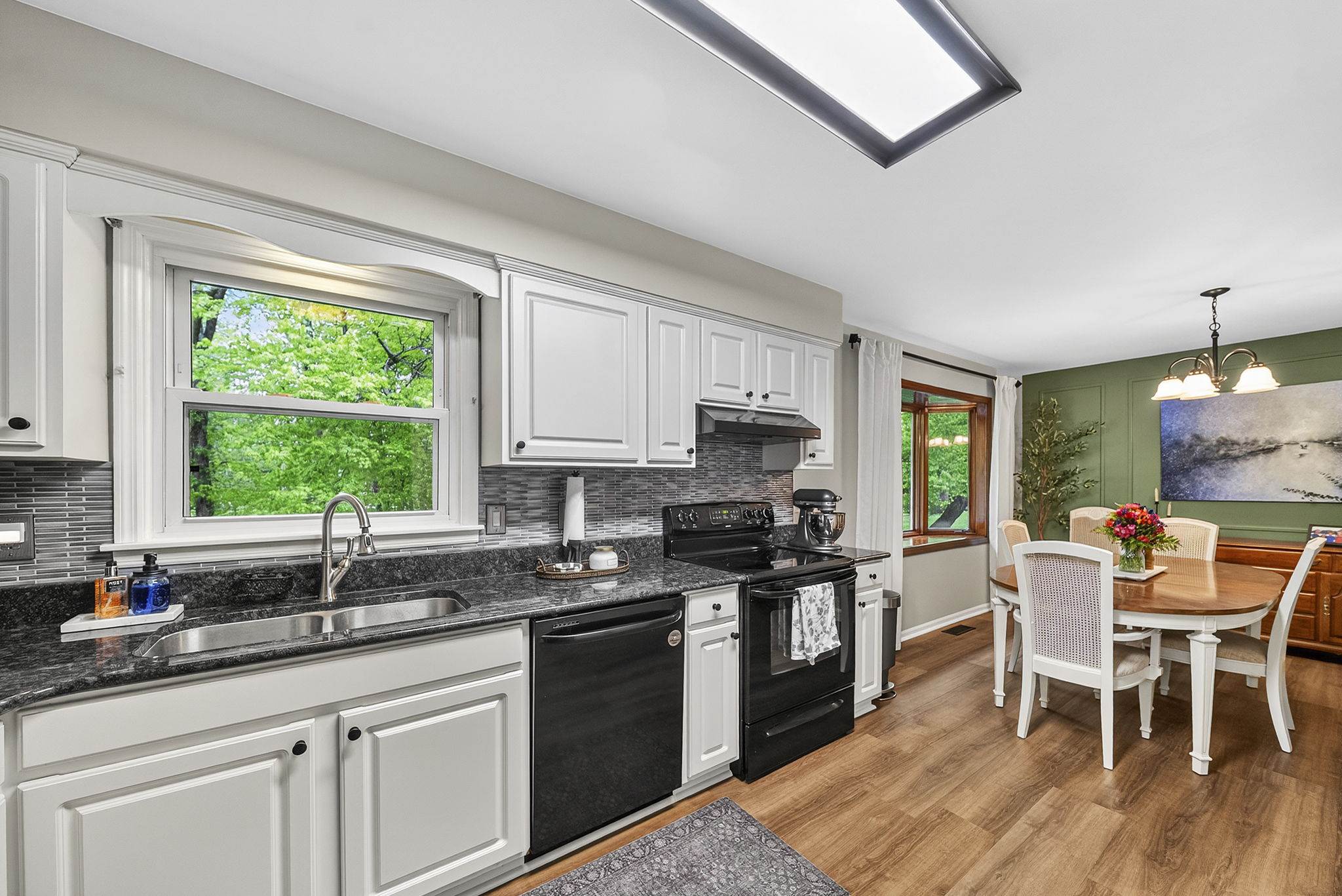 4910 N Orchard Place, West Terre Haute, IN 47885