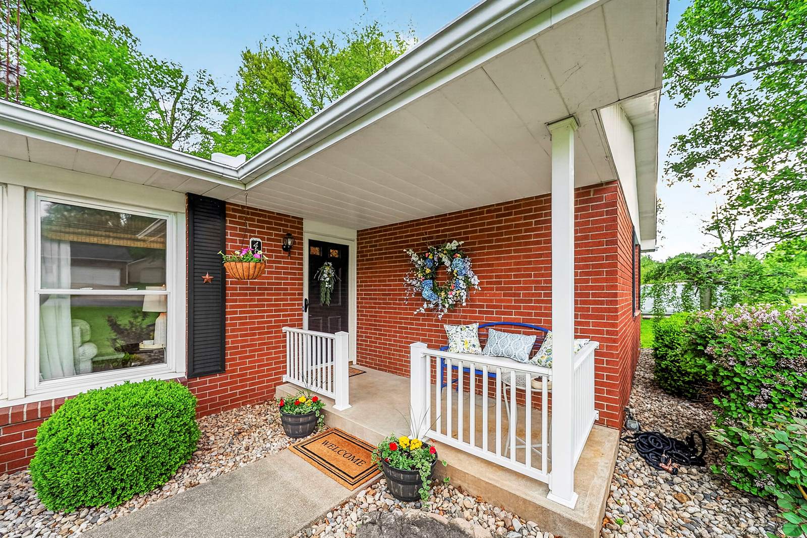 4910 N Orchard Place, West Terre Haute, IN 47885