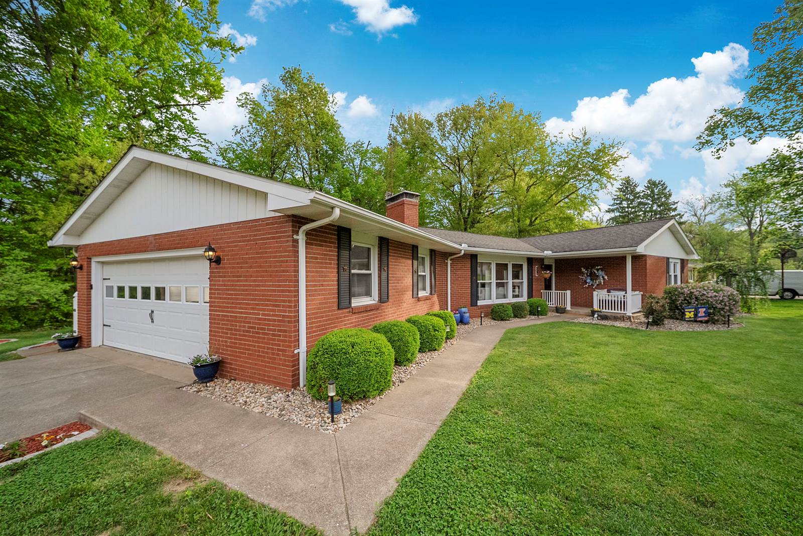 4910 N Orchard Place, West Terre Haute, IN 47885