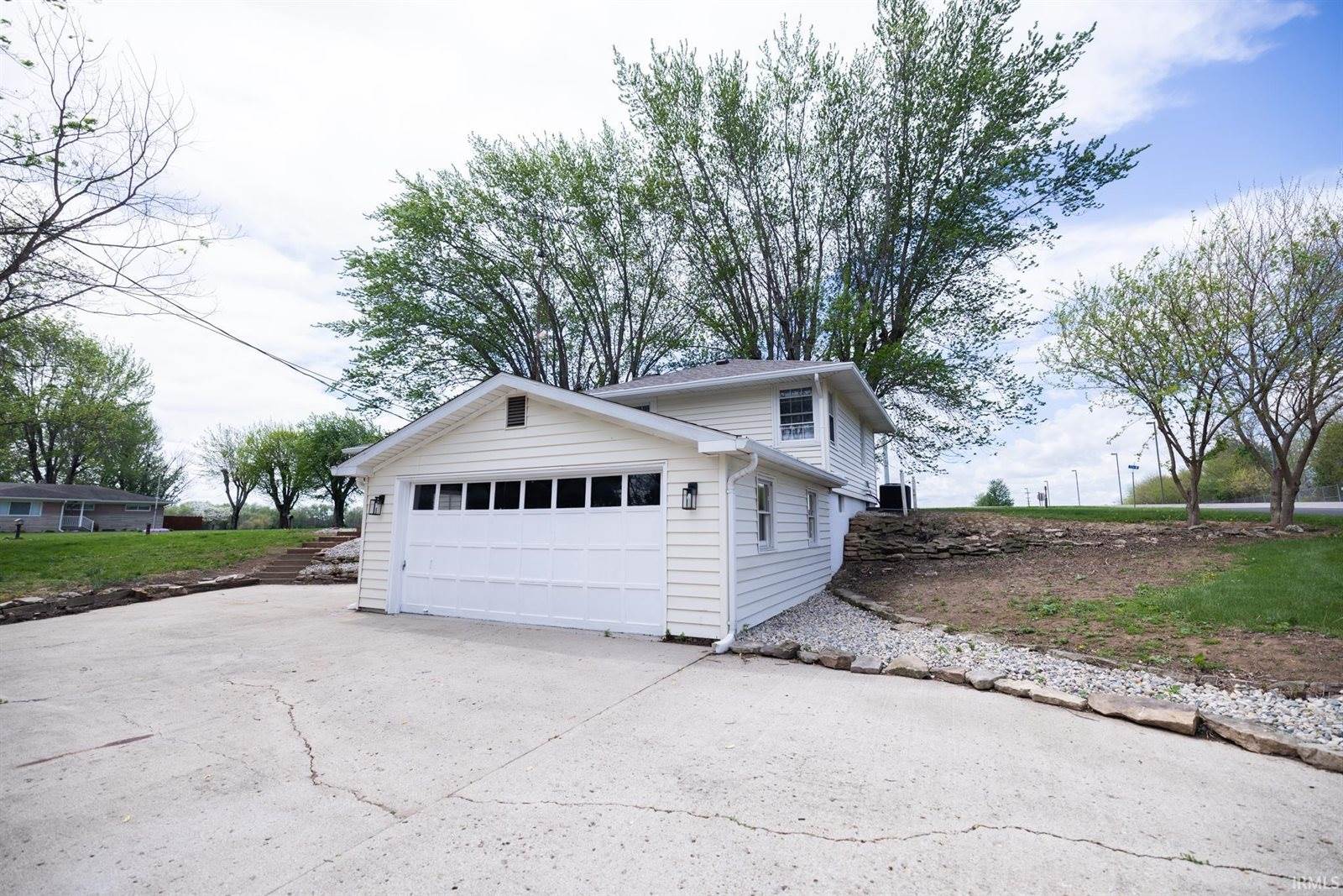 908 W Maple Drive, Knightstown, IN 46148