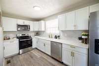 908 W Maple Drive, Knightstown, IN 46148