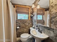 515 Hollywood Avenue, Toms River, NJ 08753