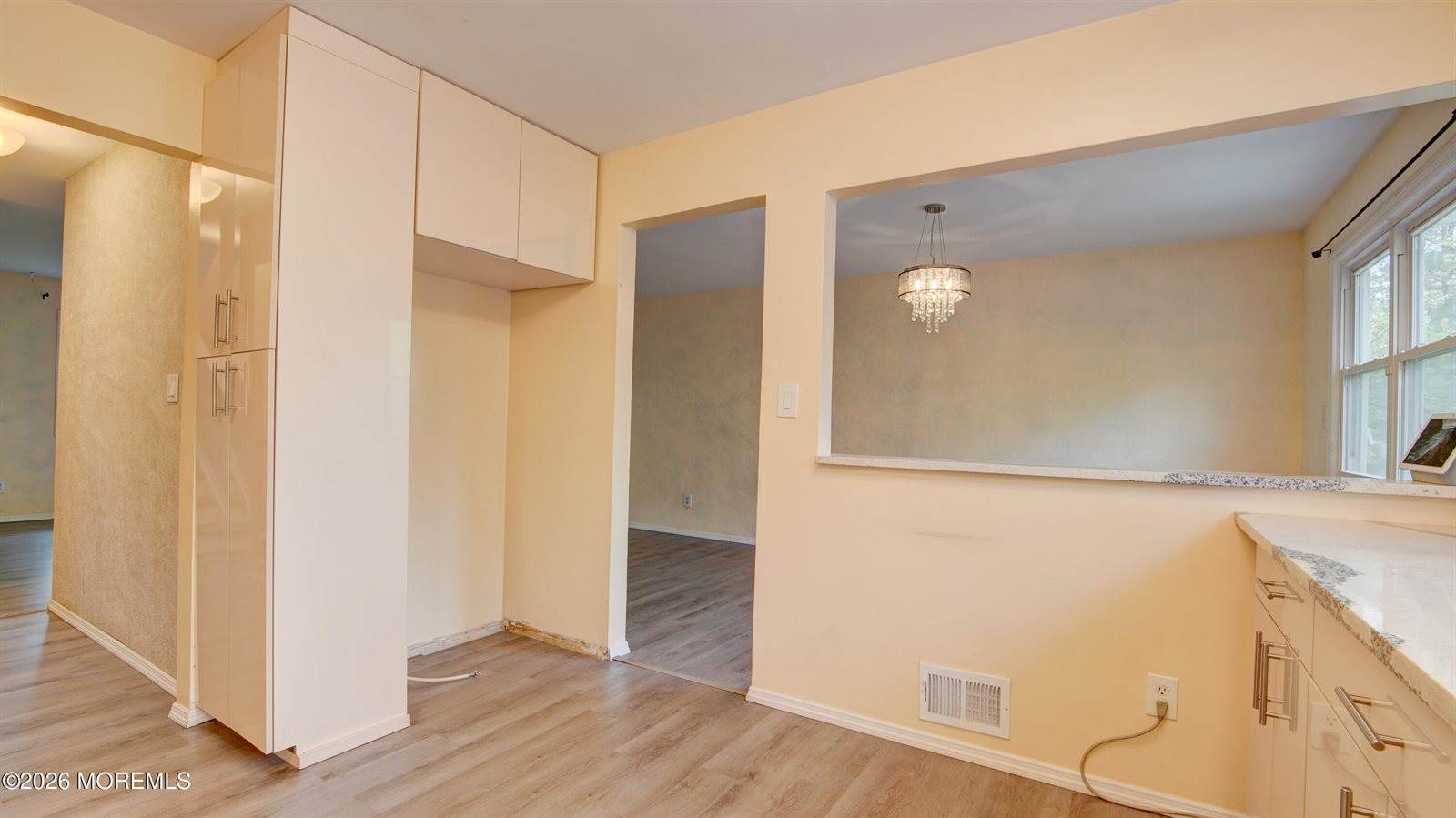 2 Lone Star Lane, Manalapan, NJ 07726