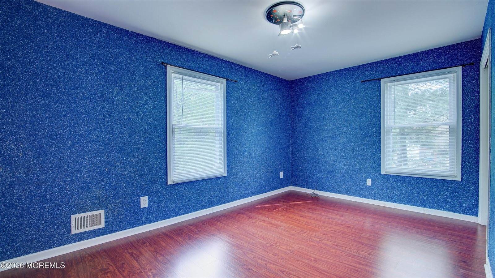 2 Lone Star Lane, Manalapan, NJ 07726