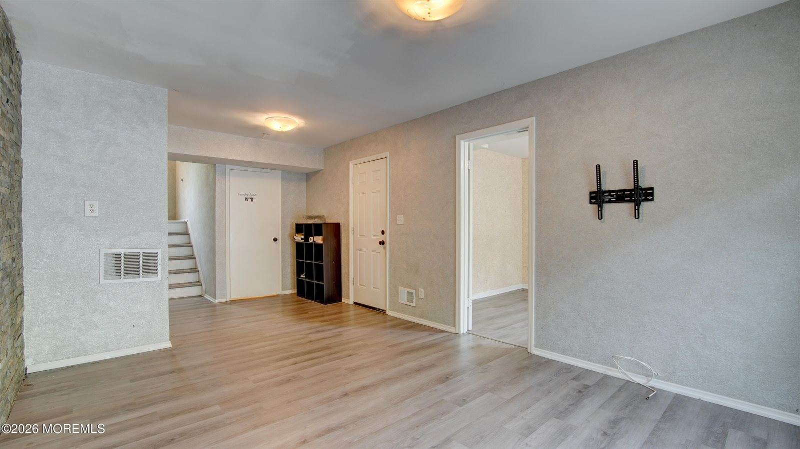 2 Lone Star Lane, Manalapan, NJ 07726