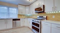 2 Lone Star Lane, Manalapan, NJ 07726