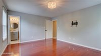 2 Lone Star Lane, Manalapan, NJ 07726