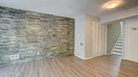 2 Lone Star Lane, Manalapan, NJ 07726