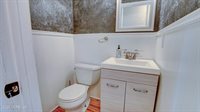 2 Lone Star Lane, Manalapan, NJ 07726