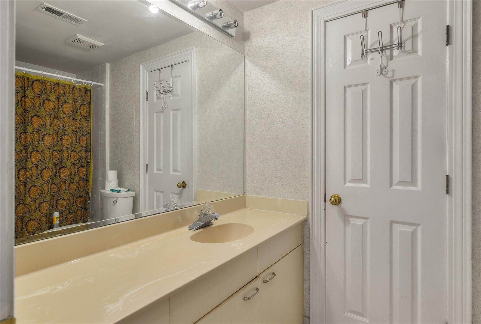 1551 Ben Sawyer Boulevard, #5a, Mount Pleasant, SC 29464
