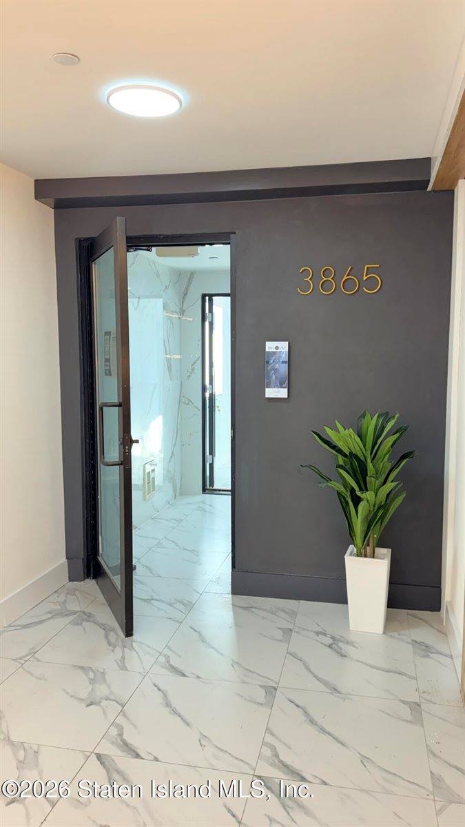 3865 Amboy Road, #4d, Staten Island, NY 10308