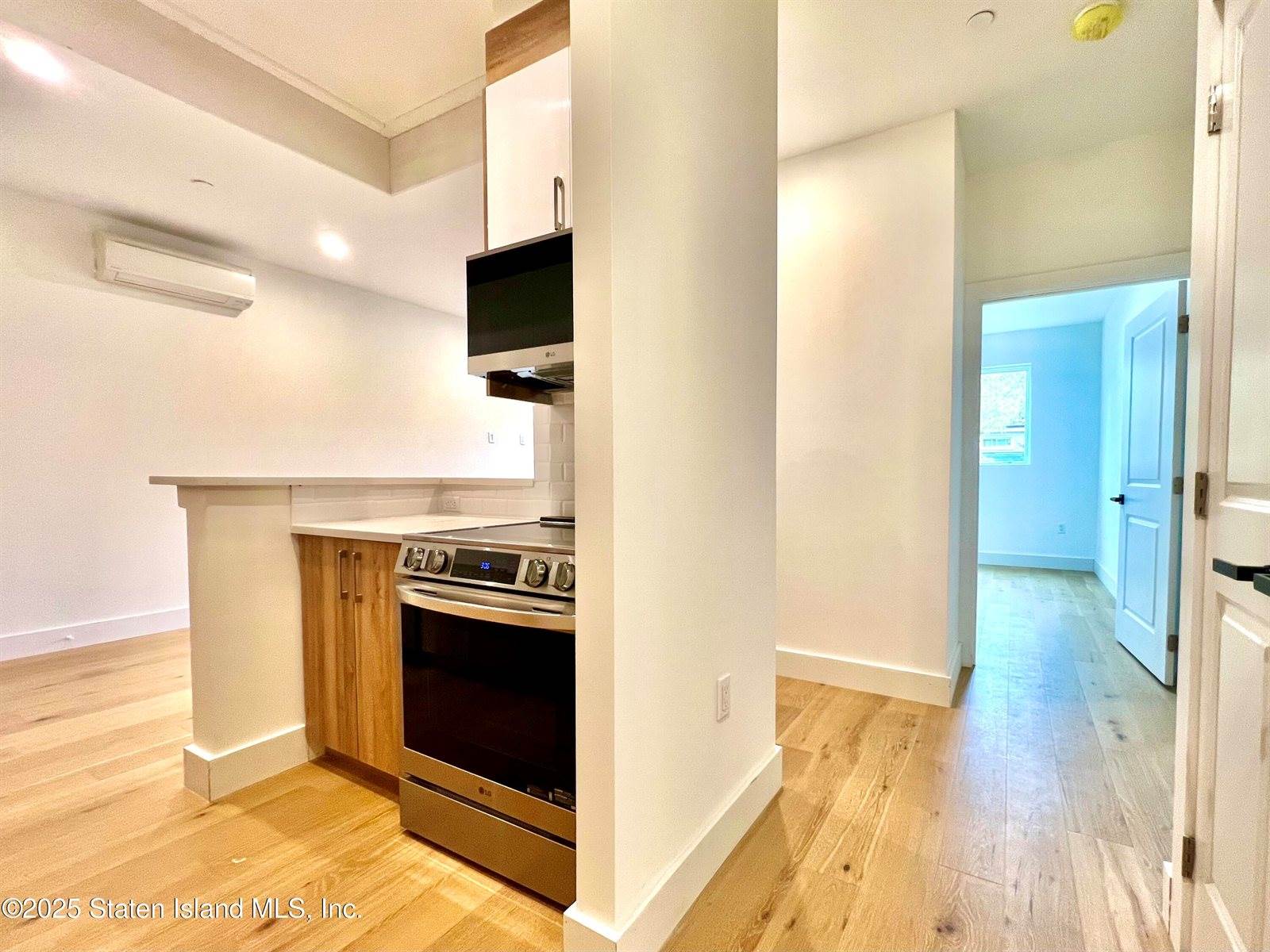 3865 Amboy Road, #3d, Staten Island, NY 10308