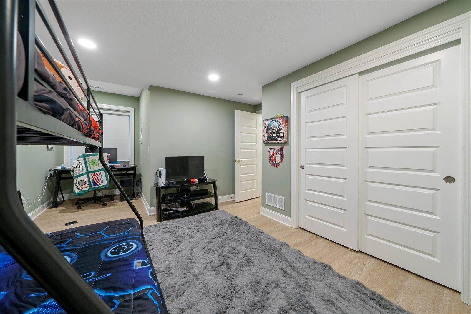 1909 Linden Street, Lewis Center, OH 43035