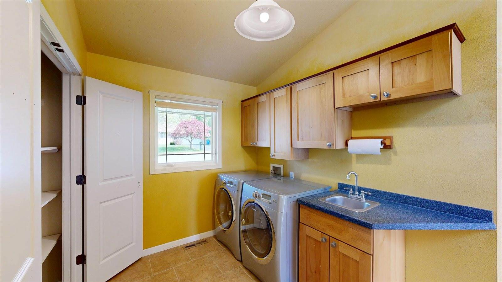 321 Willow St, Viroqua, WI 54665