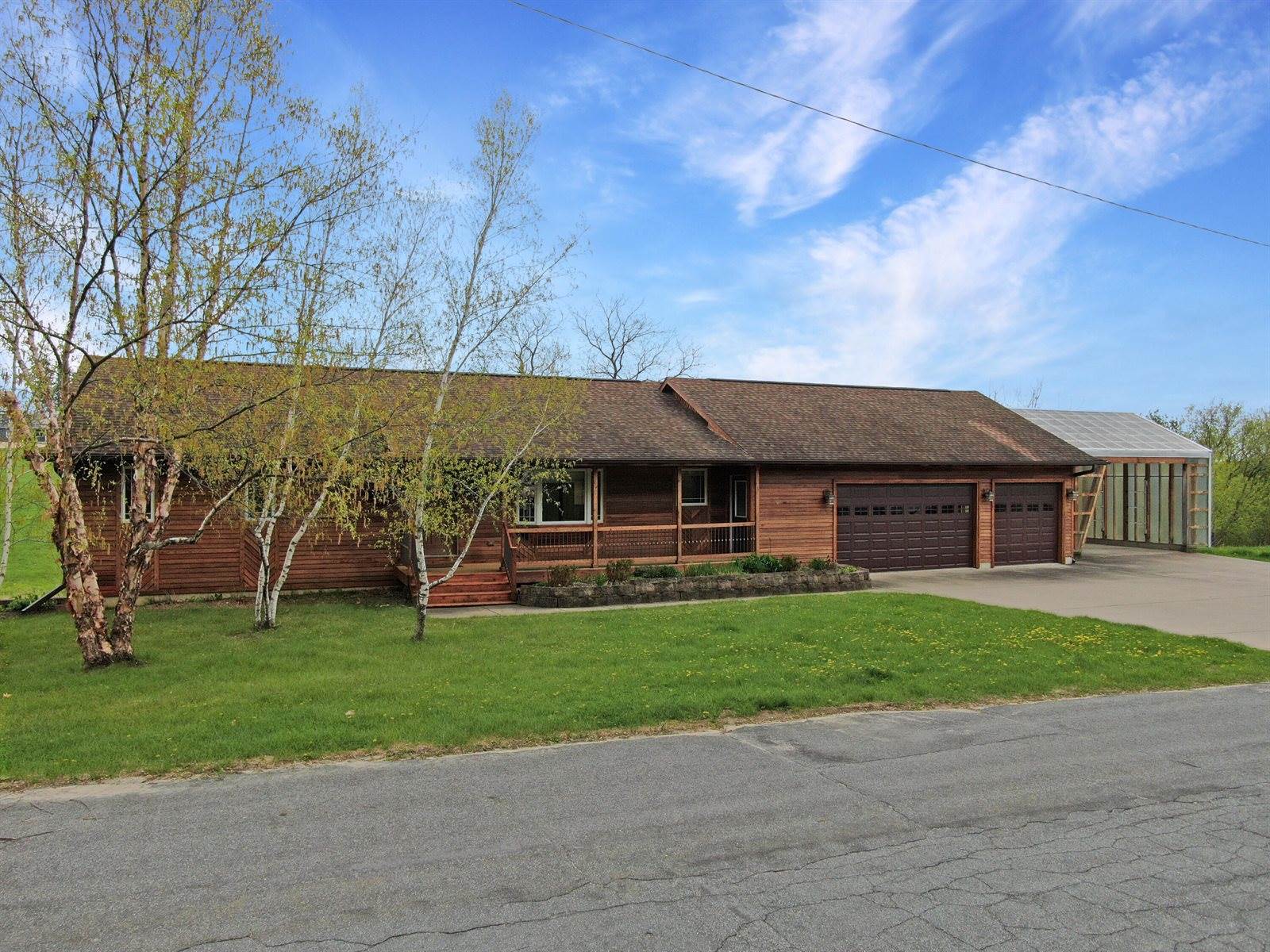 321 Willow St, Viroqua, WI 54665