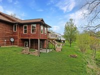 321 Willow St, Viroqua, WI 54665