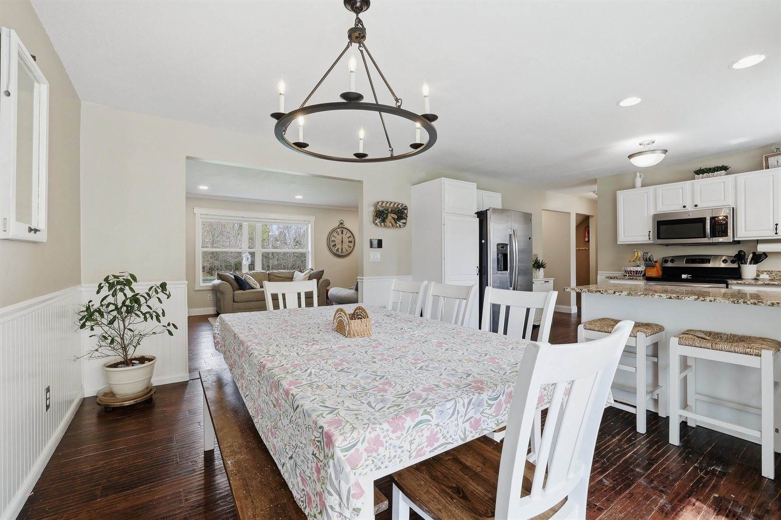 943 W River Road, Mosinee, WI 54455