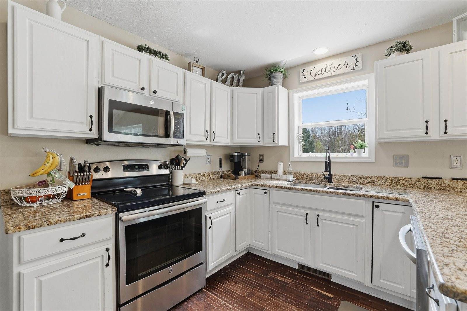 943 W River Road, Mosinee, WI 54455
