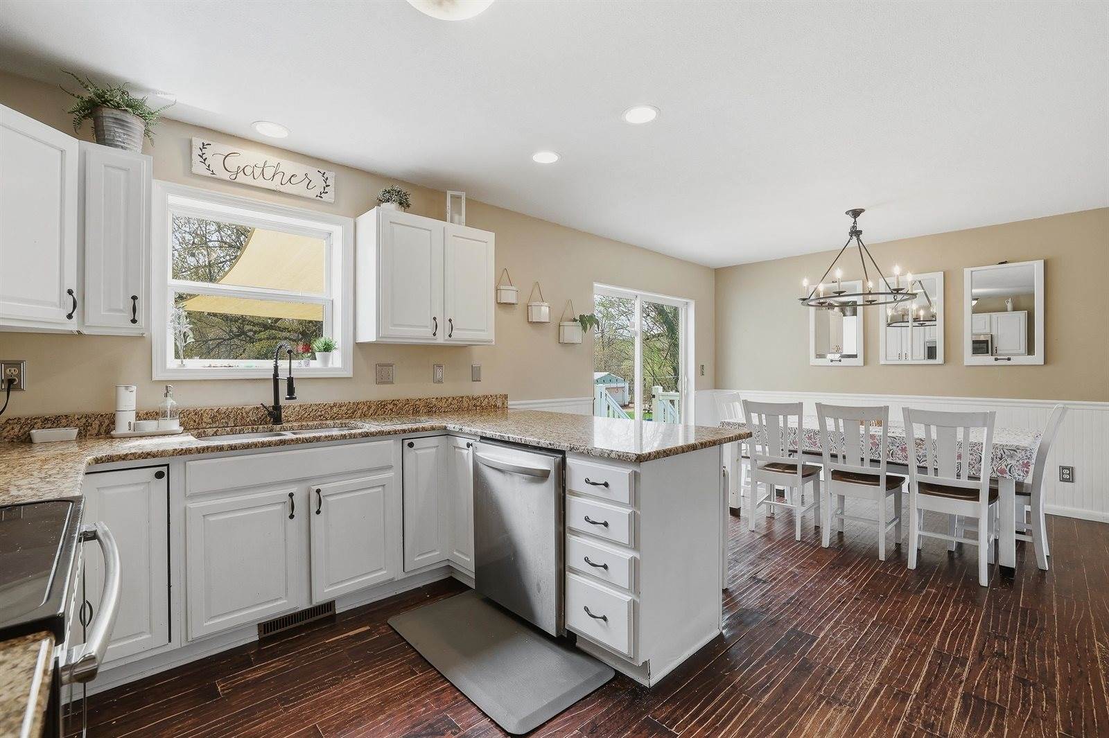 943 W River Road, Mosinee, WI 54455