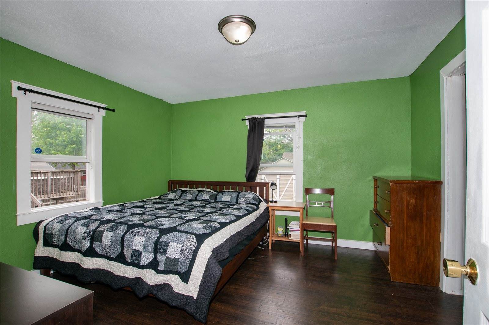 3203 Cambridge Street, Des Moines, IA 50313