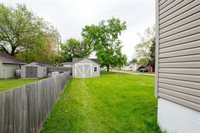 3203 Cambridge Street, Des Moines, IA 50313
