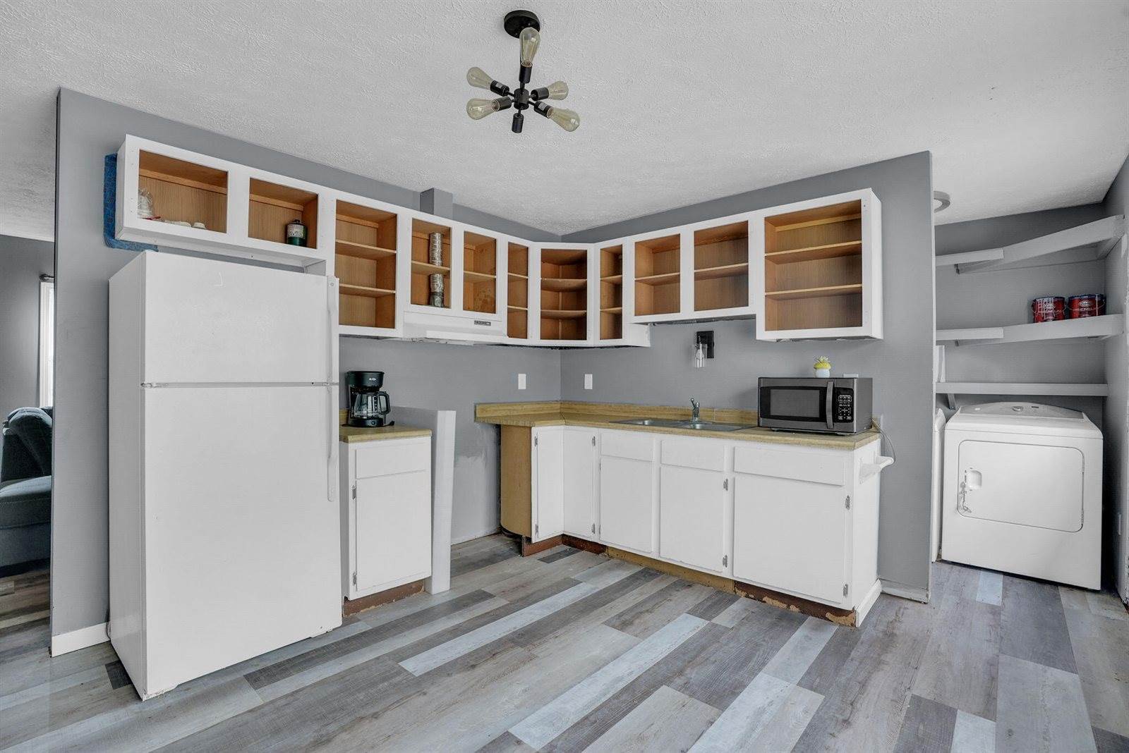 9757 North Cut Road, Roscommon, MI 48653