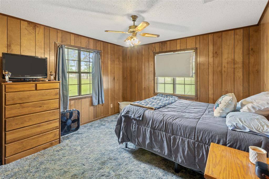 2861 Delta Downs Drive, Vinton, LA 70668