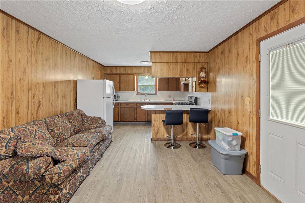 2861 Delta Downs Drive, Vinton, LA 70668