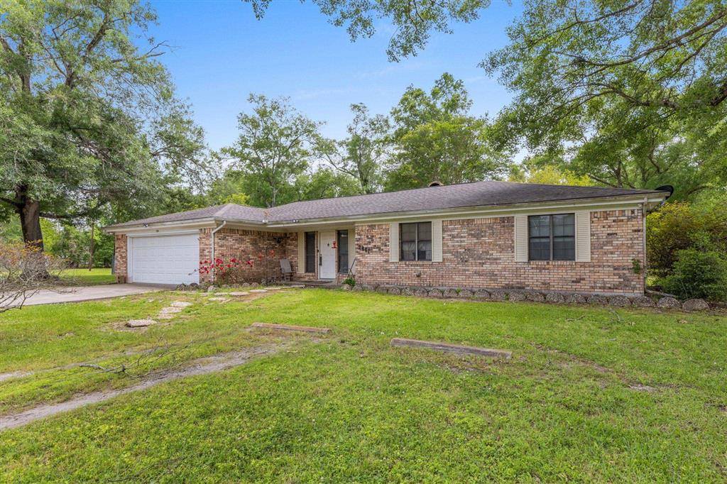 2861 Delta Downs Drive, Vinton, LA 70668
