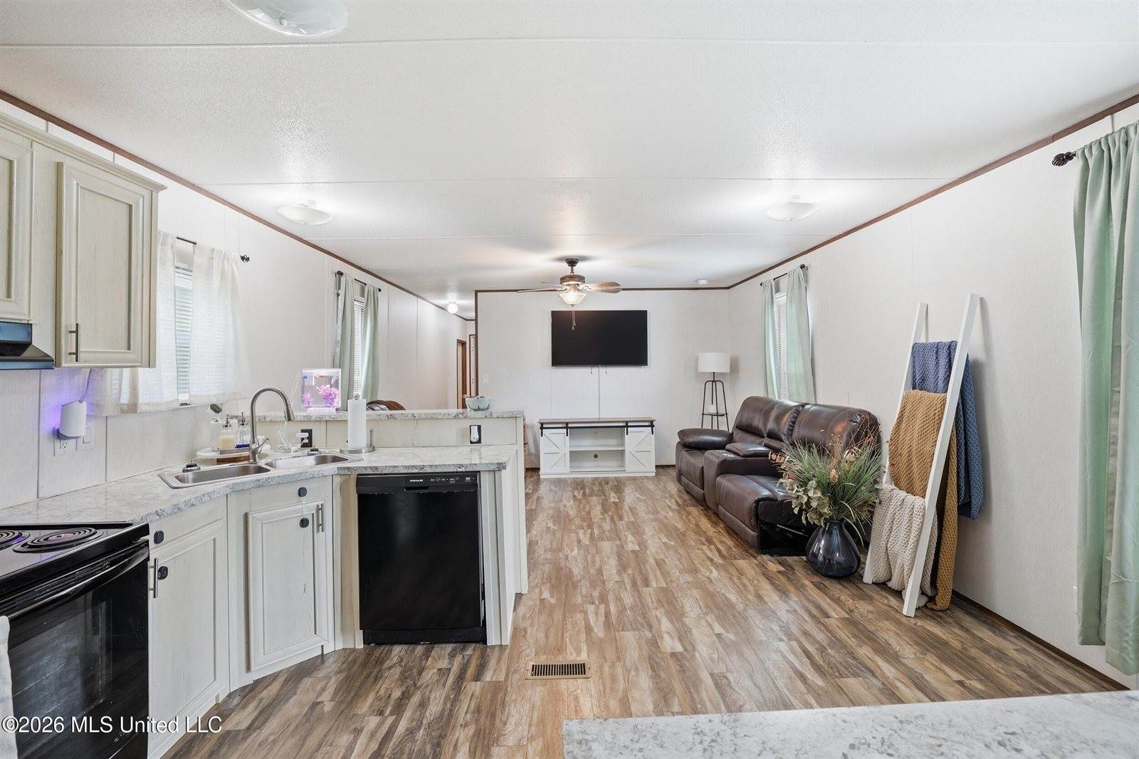 20378 28th Street, Long Beach, MS 39560